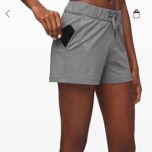 lululemon on the fly shorts